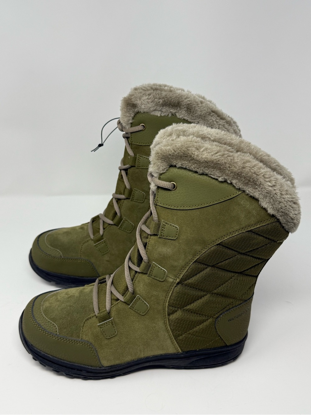Columbia Ice Maiden II Boot In Olive Green Women’s Size 9.5 New In Box
